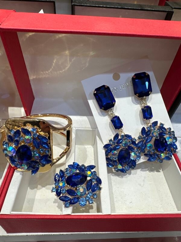Ensemble bijoux de fêtes