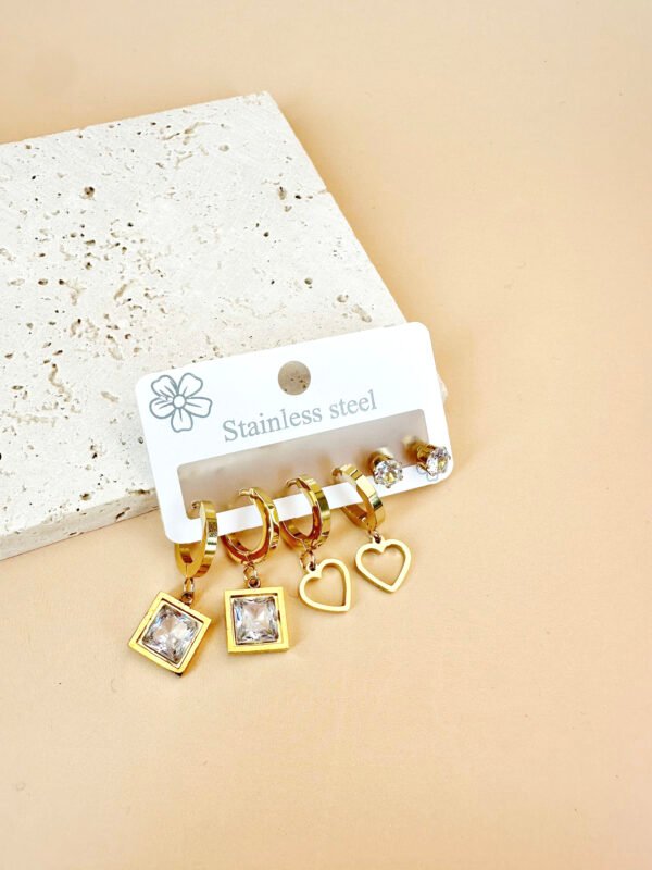 3 Boucles d'oreilles Acier inoxydable strass et coeur