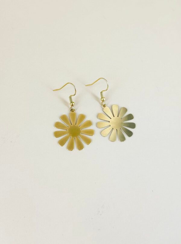 Boucles d'oreilles fleurs filigranes acier inoxydable – Image 5