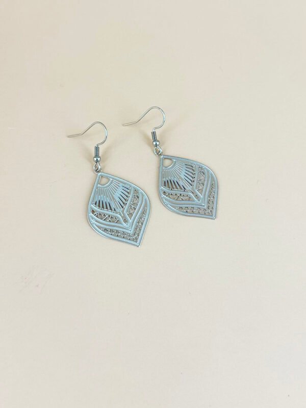 Boucles d'oreilles motif filigranes acier inoxydable