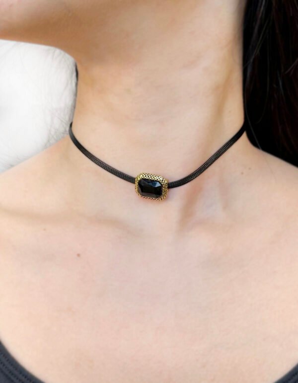 Collier Ras cou pierre noire – Image 2