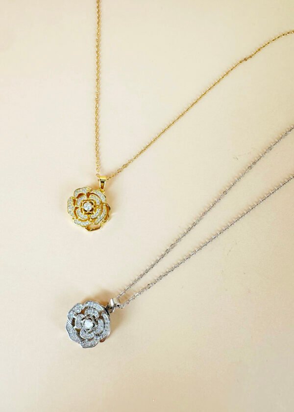 Collier Fleur strass en acier inoxydable – Image 2