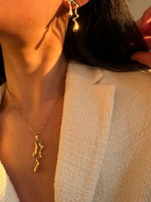 Ensemble parure collier et boucles d’oreilles en acier inoxydable