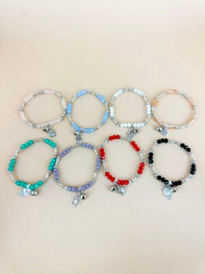 Lot de 12 Bracelets Perles avec charms
