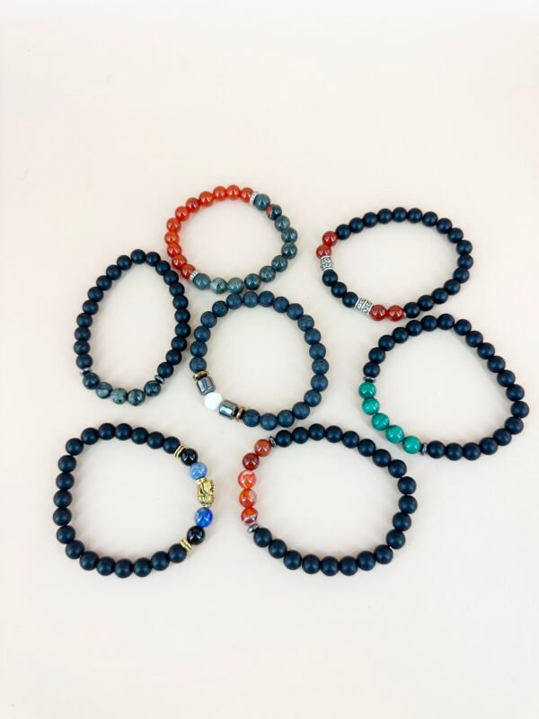 Lot de 12 Bracelets pierre mixte – Image 2