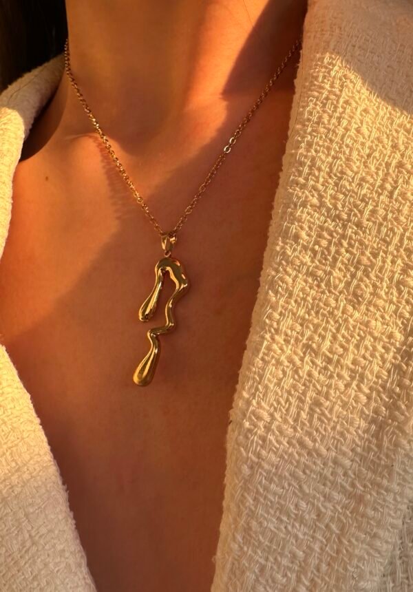 Ensemble parure collier et boucles d'oreilles en acier inoxydable – Image 3