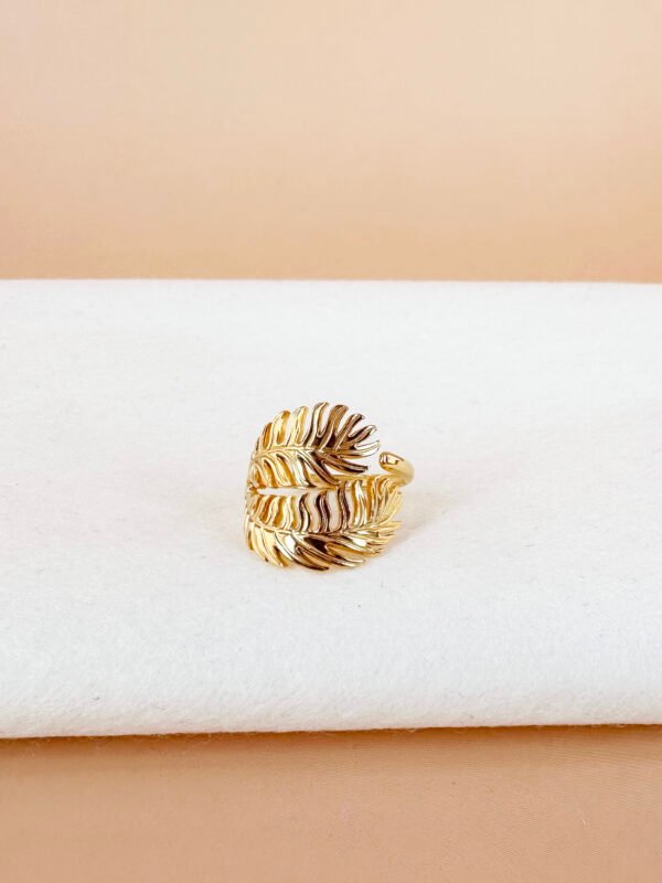 Bague motif plume en acier