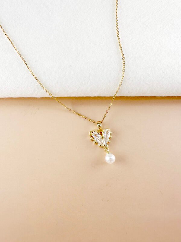 Collier cœur et perle en acier inoxydable
