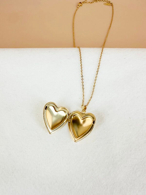 Collier coeur ouvrant en acier inoxydable