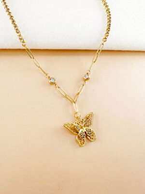 Collier chaine avec pendentif papillon en acier inoxydable