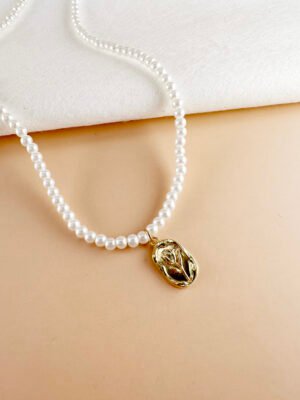 Collier perle médaillon fleur rose en acier inoxydable