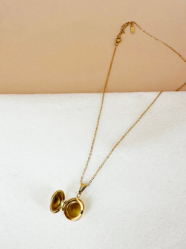 Collier médaillon ouvrant en acier inoxydable – Image 4