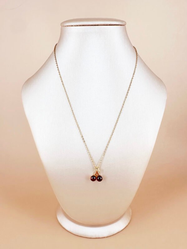 Collier cerise en acier inoxydable – Image 2