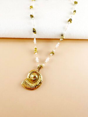 Collier chaîne et pendentif coquillage en acier inoxydable