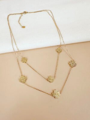 Collier double chaîne avec fleurs trèfles