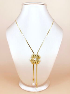 Collier fleurs en Y avec perles en acier inoxydable