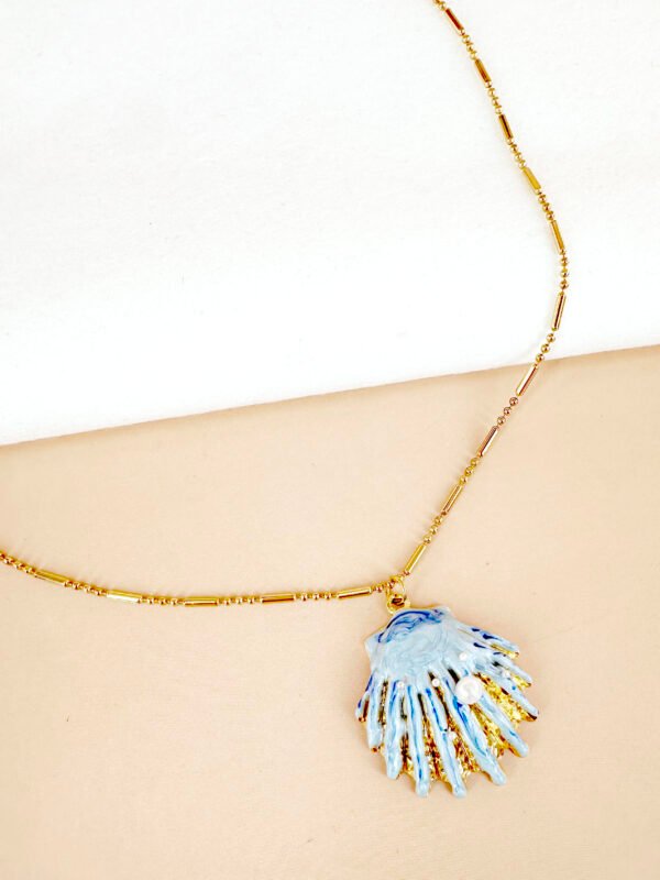 Collier pendentif coquillage bleu