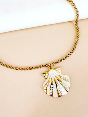 Collier pendentif coquillage blanc