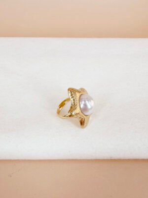 Bague étoile de mer avec une grosse perle ronde en acier inoxydable 304