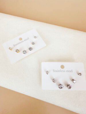 3 paires de puces d’oreilles en strass rondes