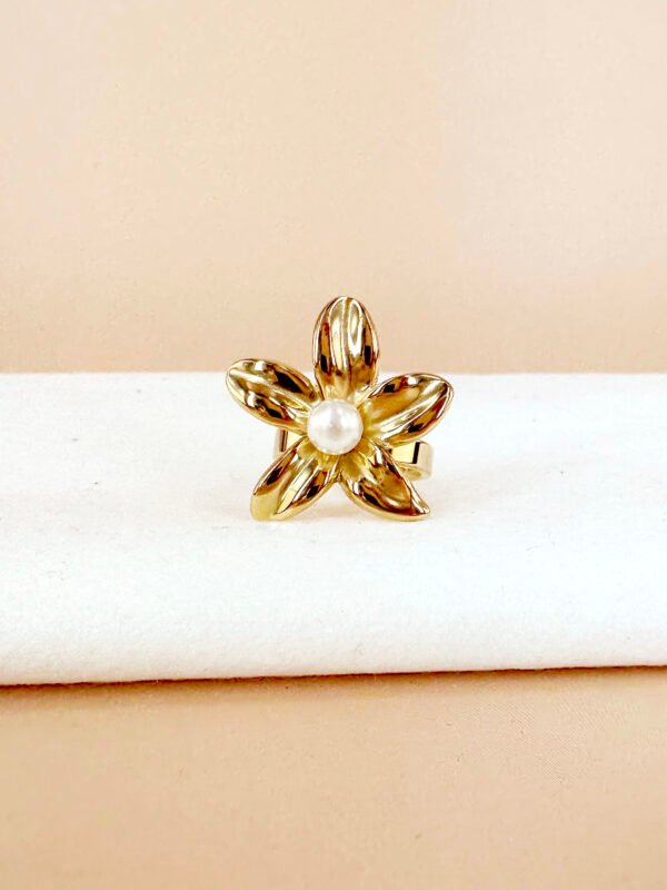 Bague Fleur et perle