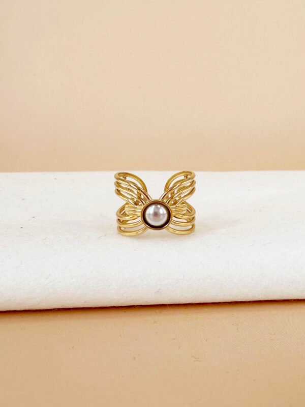 Bague motif avec perle