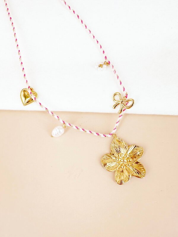 Collier cordon avec charms fleurs en acier inoxydable – Image 4