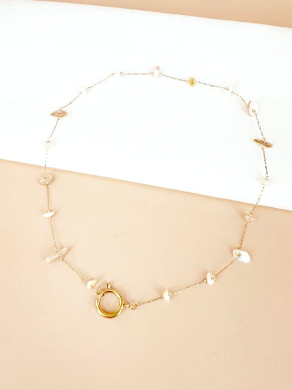 Collier chaine perles de nacre avec fermoir pour charms