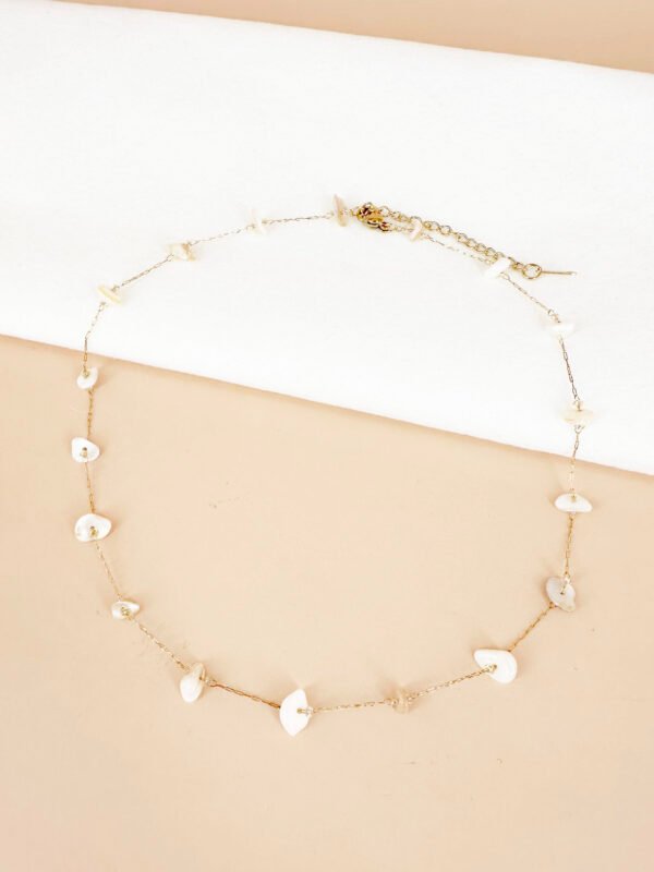 Collier chaine perles de nacre – Image 2