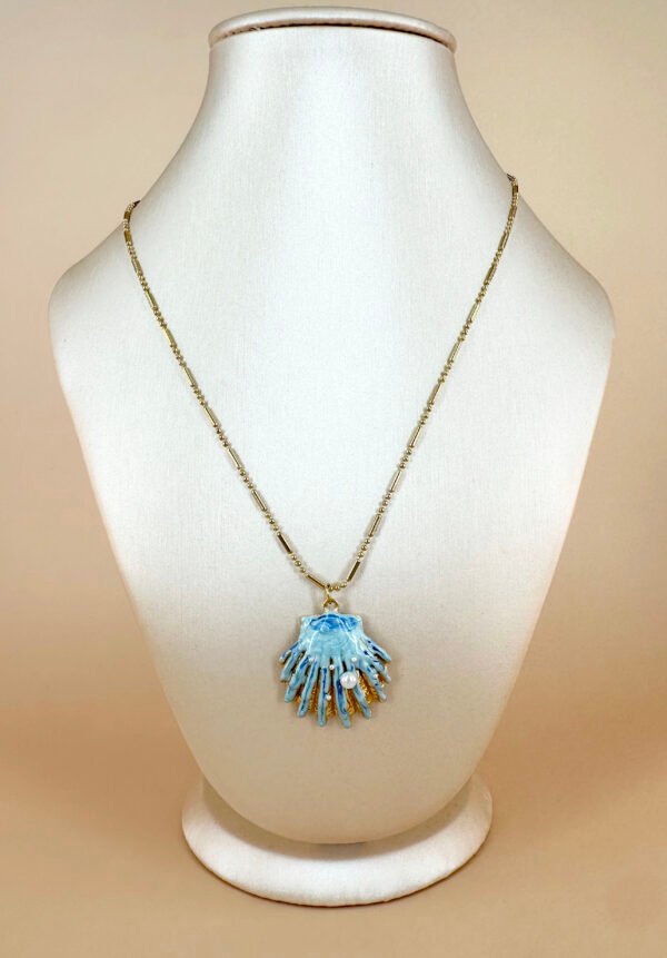 Collier pendentif coquillage bleu – Image 3
