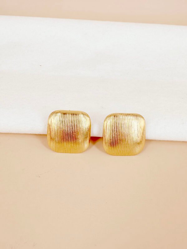 Boucles d'oreilles carrées en acier inoxydable