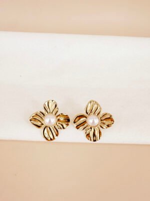 Boucles d’oreilles fleur en acier inoxydable