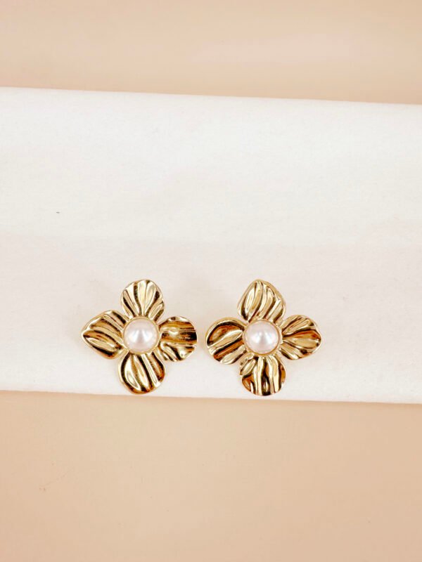 Boucles d'oreilles fleur en acier inoxydable