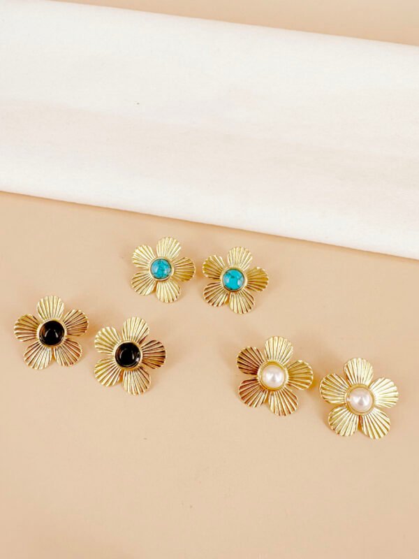 Boucles d'oreilles fleurs avec perles en acier inoxydable