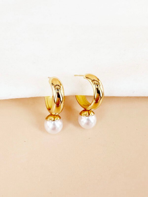 Petites boucles d'oreilles boucles et perles en acier inoxydable