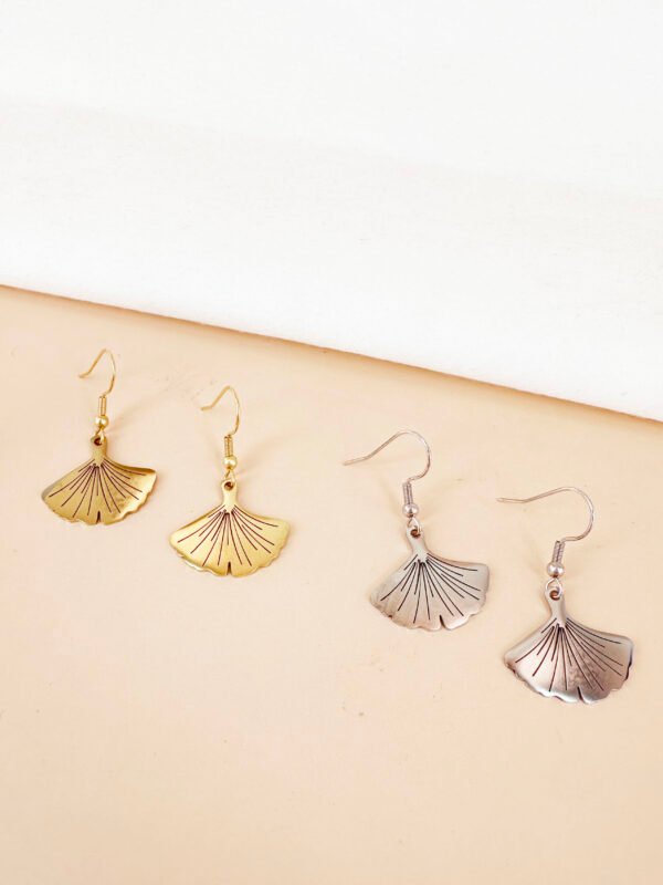 Boucles d'oreilles pendantes feuilles de ginkgo en acier inoxydable