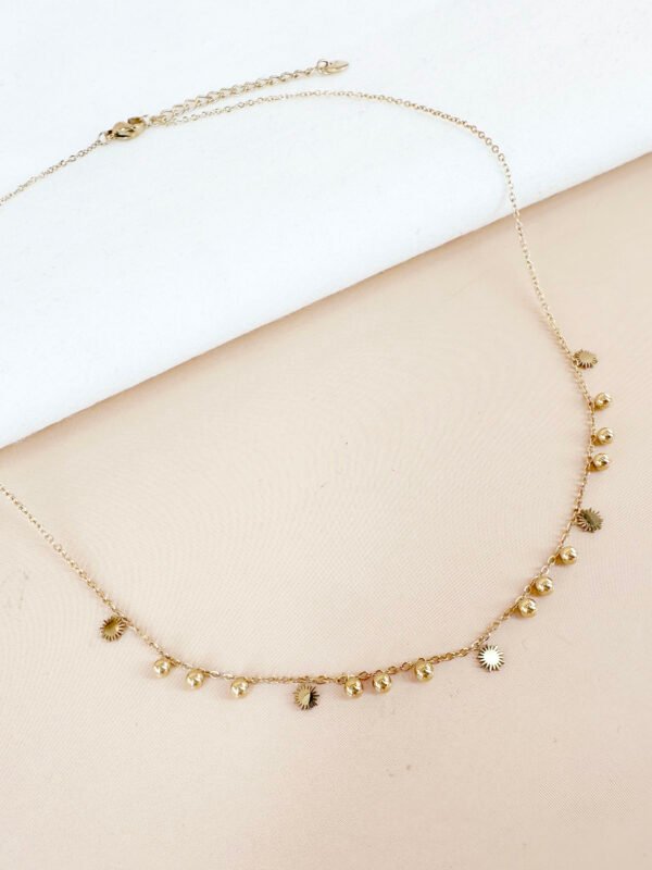 Collier perles et soleil en acier inoxydable