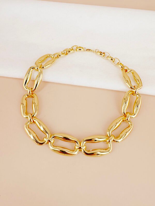Collier grandes boucles