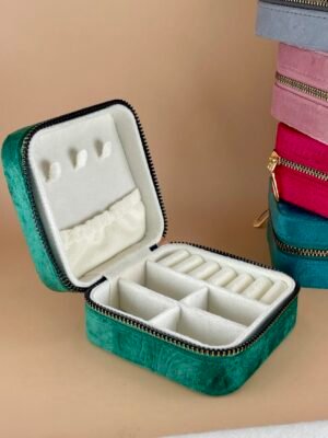 Boite à bijoux en velour