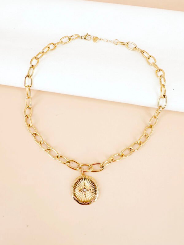 Collier médaillon motif bohème en acier inoxydable