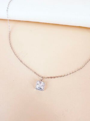 Collier pendentif strass en acier inoxydable 316L