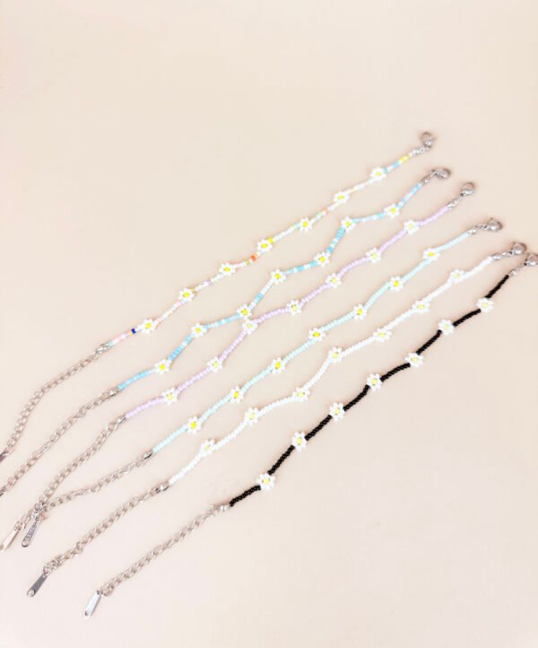 Bracelet perles fait main motif fleurs – Image 2
