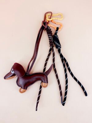 Porte clés de sac, grigris, breloques petit chien marron