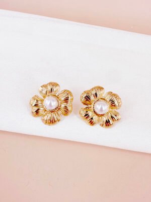 Boucles d&rsquo;oreilles fleurs en acier inoxydable