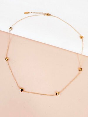 Collier chaine et perles carrées en acier inoxydable