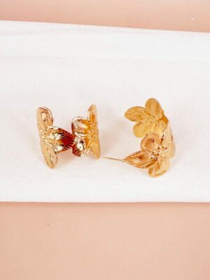 Boucles d&rsquo;oreilles créoles fleurs en acier inoxydable