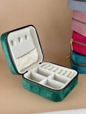 Boite à bijoux en velours