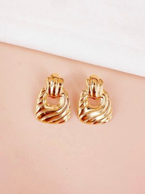 Boucles d&rsquo;oreilles carrées pendantes Carla