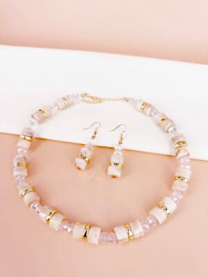 Ensemble Victoire en perles de résine et cristal