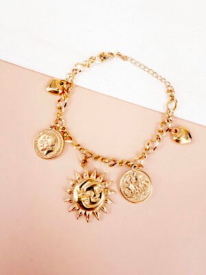 Bracelet solaire, et pièce dorée